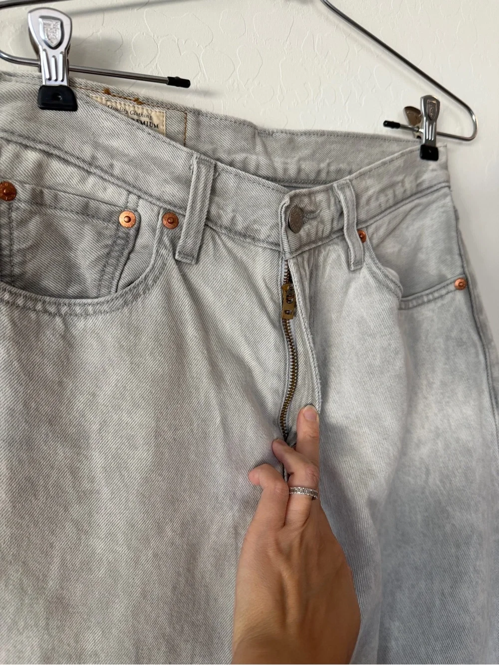 Levis Premium 551 Z Mens 28x32 Gray Acid Authentic Straight 80s Ankle 5 Pocket